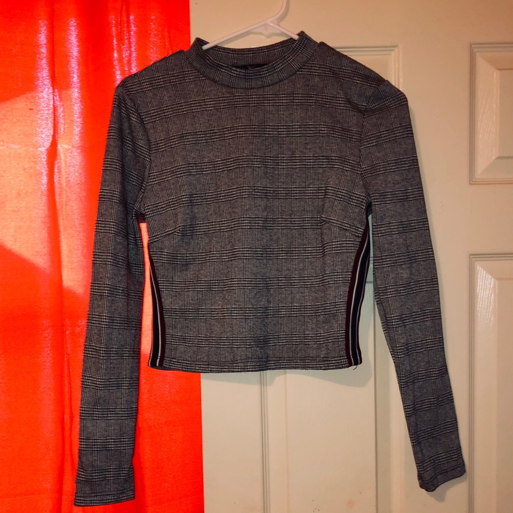 Turtleneck crop top